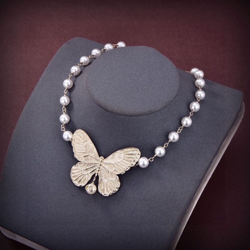 chr1st1an D10r necklaces